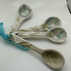 Edie Rose Home  Bloom Collection measuring spoon set.NWOT